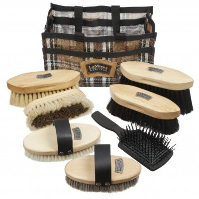 Grooming totes and bags