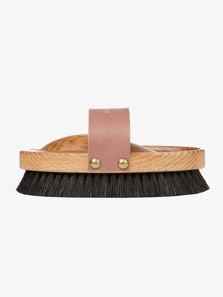 LeMieux Artisan Lambswool Body Brush Brown - Image 3