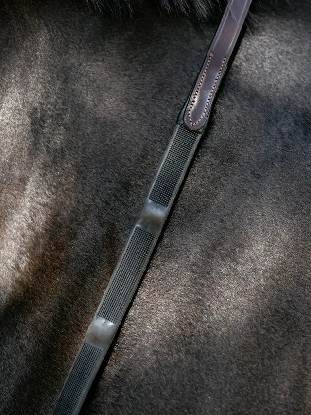 LeMieux Ergo Grip Rubber Reins Brown - Image 2