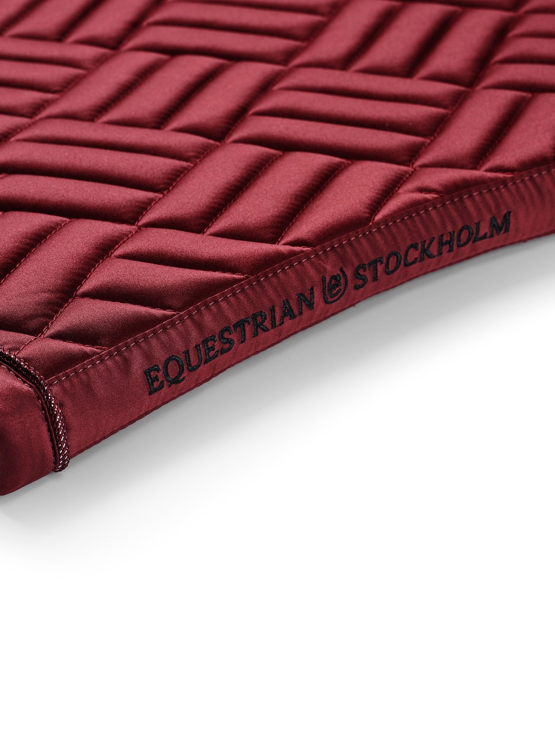Equestrian Stockholm Dressage Saddle Pad Modern Bordeaux - Image 4