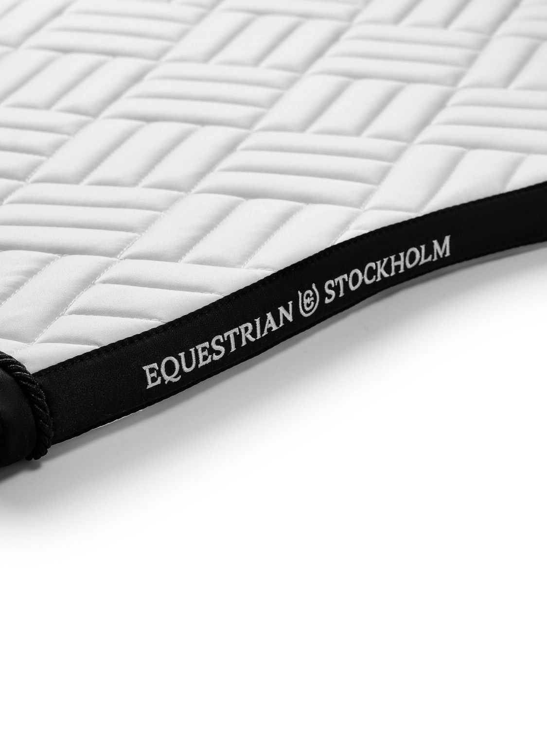 Equestrian Stockholm Jump Saddle Pad Modern White Black Edition - Image 3