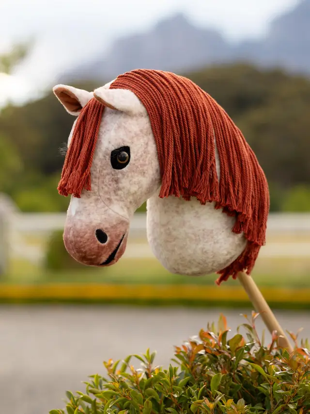 LeMieux Hobby Horse Poppy - Image 2