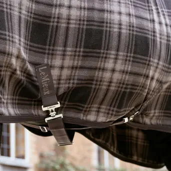 Heritage Check Fleece Rug Cocoa - Image 4