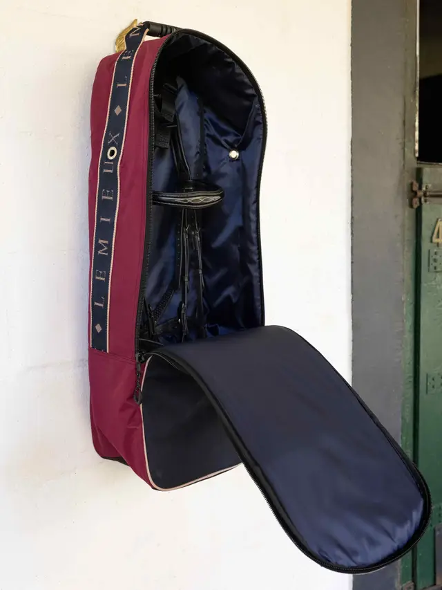 New Anatomical Bridle Bag Blackberry - Image 2