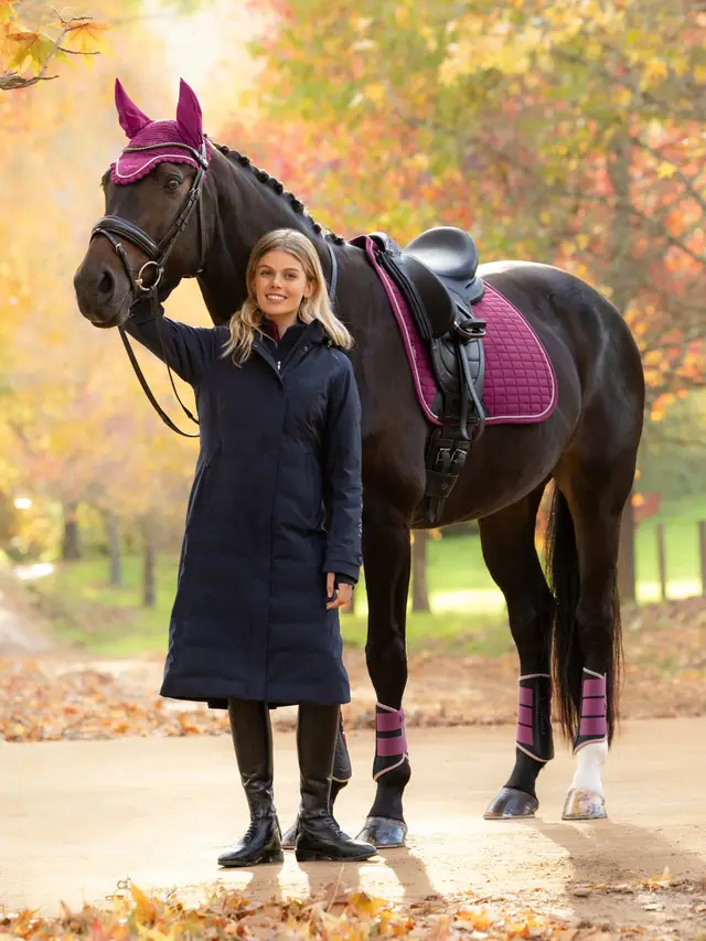 Suede Dressage Square Blackberry - Image 3