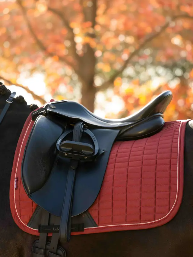 New Suede Dressage Square Russet - Image 4