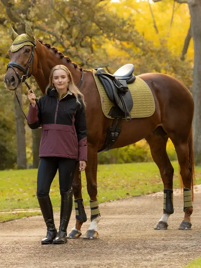 Suede Dressage Square Gooseberry - Image 2